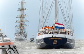 ship-443394_640