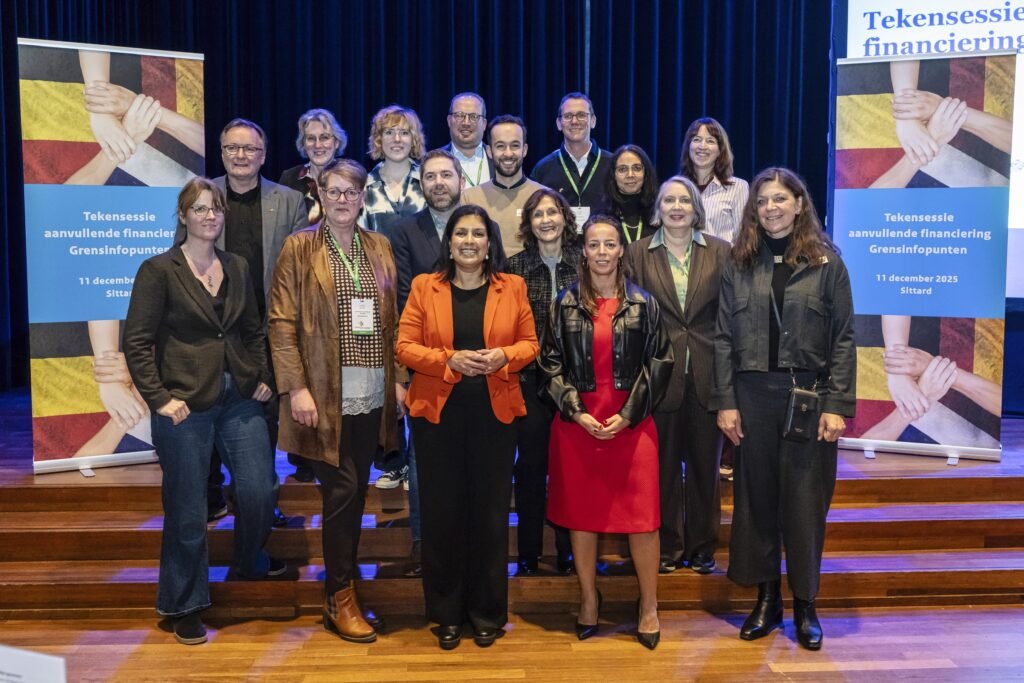 Tekensessie GIP-11dec25HR-044